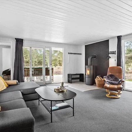 0351-romo-regnspoven-8 Holiday home